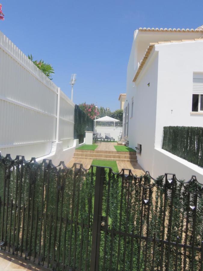 Villa Moradia Geminada V2- Piscina Privada Quarteira Esterno foto